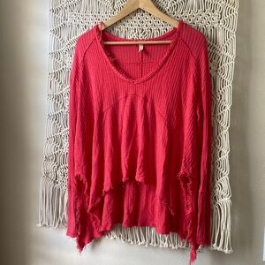 Free People oversized distressed long sleeve high low top sz XS